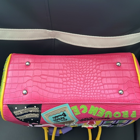 Cutest Pocketbook Ever 😊 - Picture 6 of 6